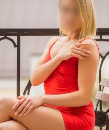 Я - опытная и нежная соблазнительница, готовая исполнить все твои сокровенные фантазии. Мои услуги охватывают все, что ты себе можешь пожелать. У меня есть огромное количество возможностей, чтобы обеспечить тебе незабываемые моменты страсти и удовольствия. Отзывы моих удовлетворенных клиентов говорят сами за себя - они всегда остаются довольными после нашей встречи. В моем арсенале есть фото, подтверждающие мою красоту и сексуальность. Позволь мне показать тебе, что такое настоящий искусственный рай 😏💋 15473, 25 лет